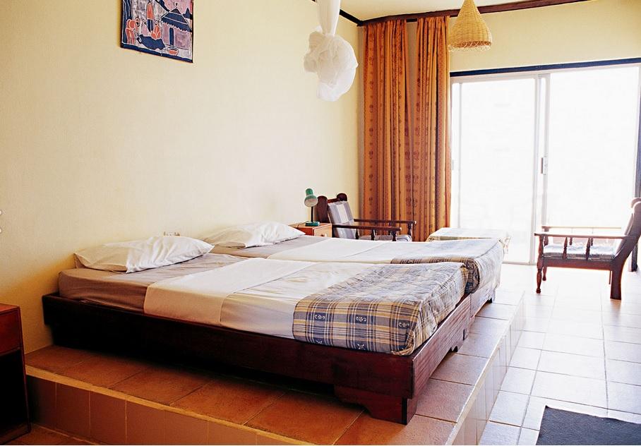 African Village Hotel Bakau Экстерьер фото