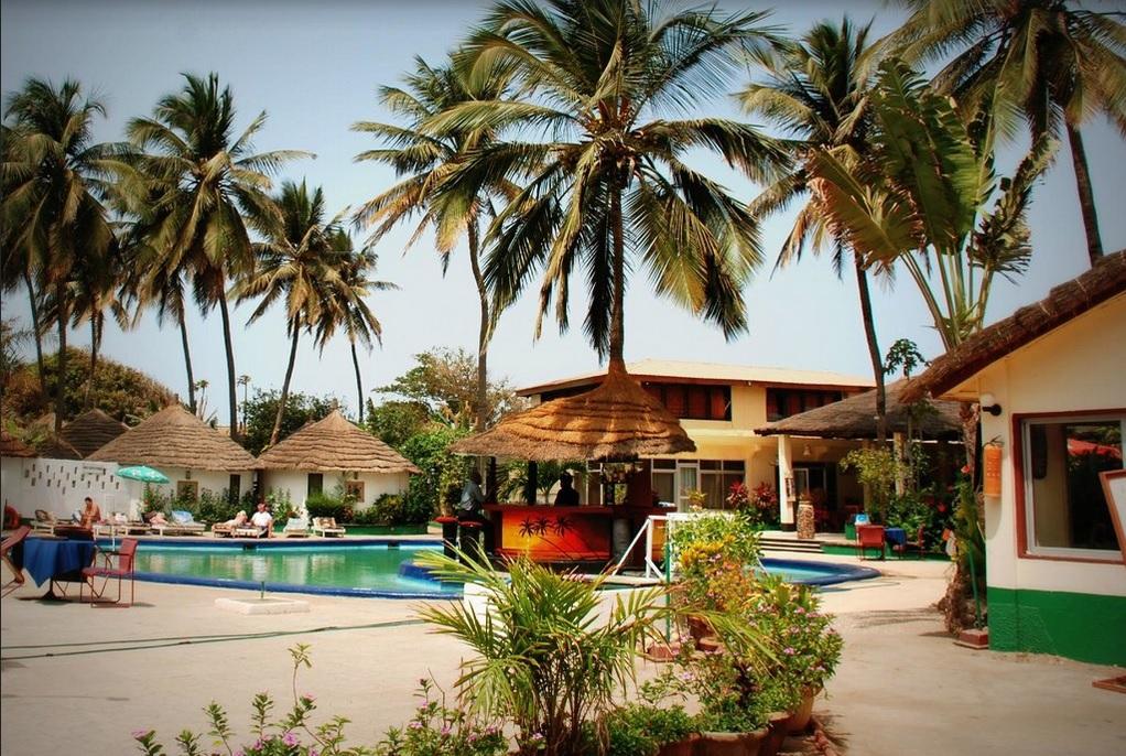 African Village Hotel Bakau Экстерьер фото